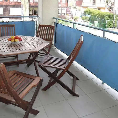 Pod Wiezyczkami * 미엥지즈드로예